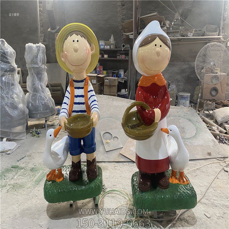 玻璃钢卡通公仔，一年一女卡通人物博鱼网页版