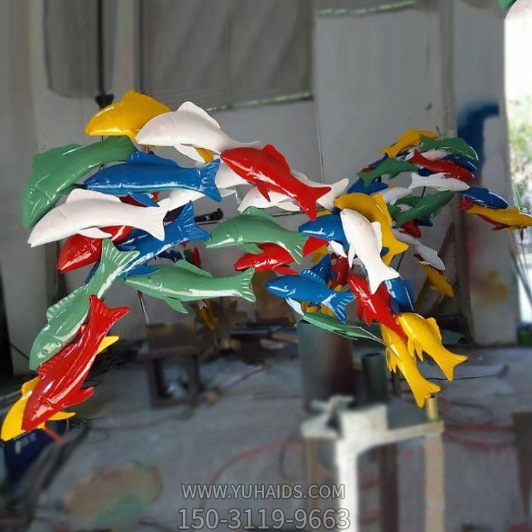 抽象玻璃钢彩绘鱼群景区园林装饰景观博鱼网页版