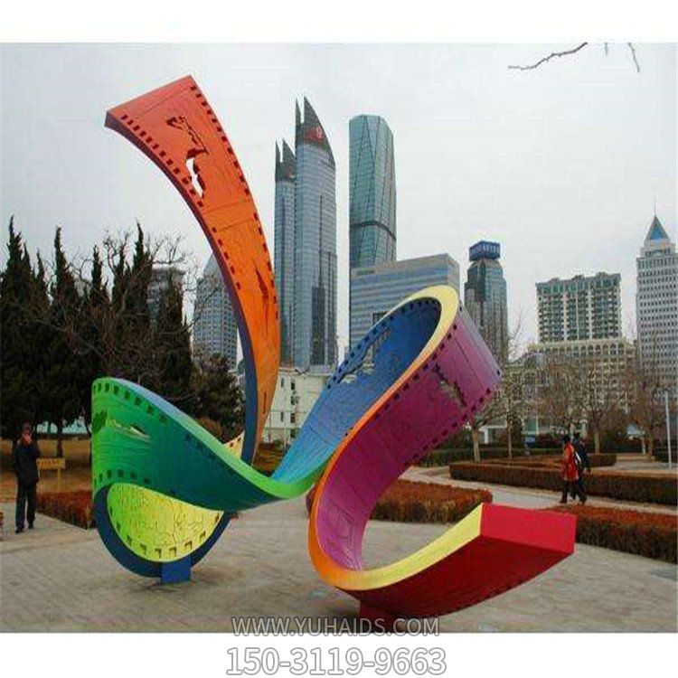 不锈钢彩绘喷漆抽象广场大型胶卷城市景观博鱼网页版