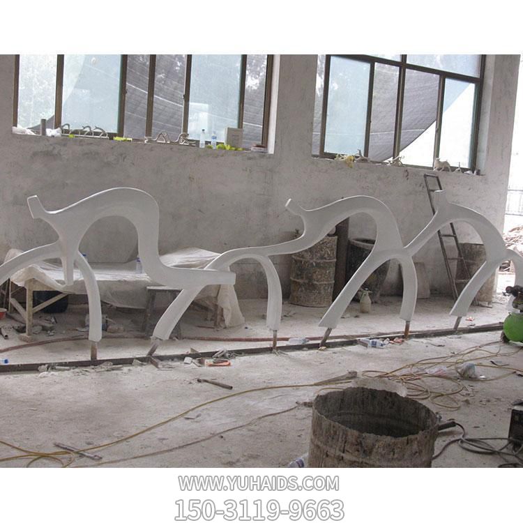 玻璃钢户外抽象人物景观博鱼网页版