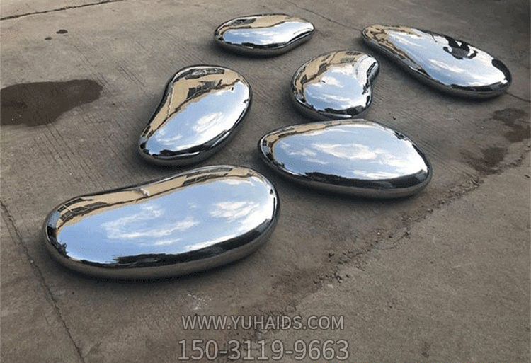 户外创意不锈钢镜面大小不同的水滴博鱼网页版