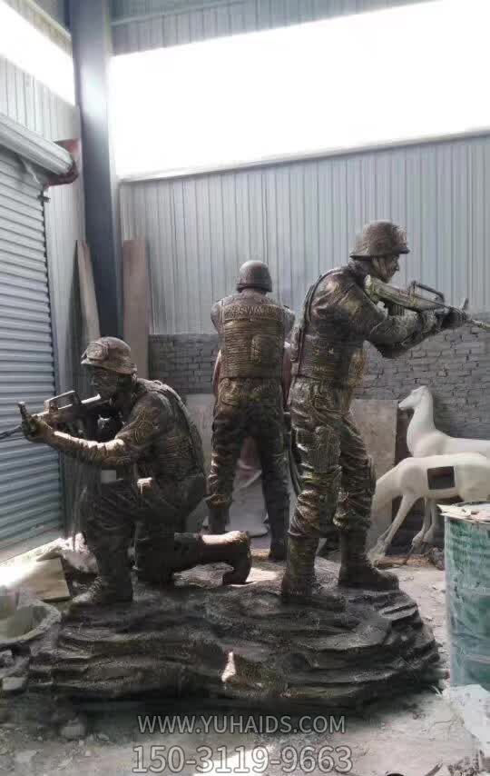 景区创意玻璃钢冲锋的八路军博鱼网页版