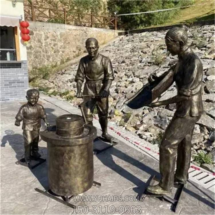 城市街道玻璃钢仿铜磨豆子的人物博鱼网页版