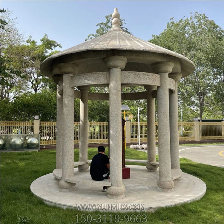 公园草地中式圆顶休闲石凉亭博鱼网页版