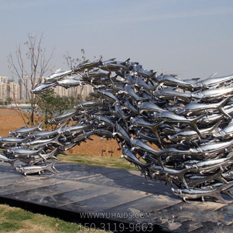 公园户外摆放不锈钢镜面鱼群博鱼网页版