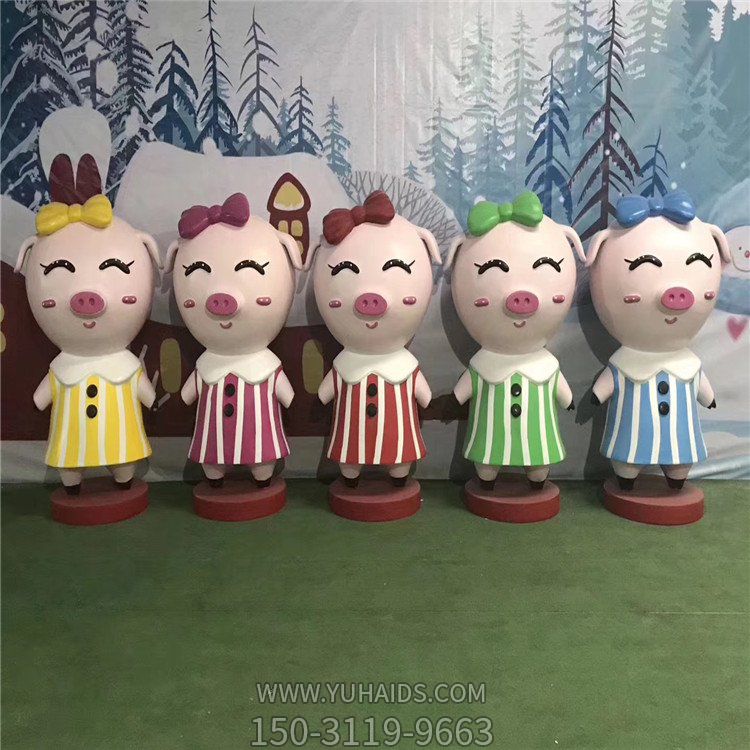 游乐园摆放玻璃钢卡通小猪小品博鱼网页版