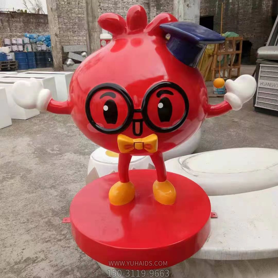 卡通博士带眼镜美陈摆件博鱼网页版