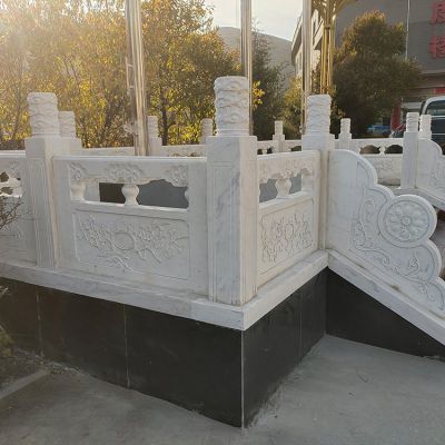 汉白玉升旗台防护栏板校园广场博鱼网页版