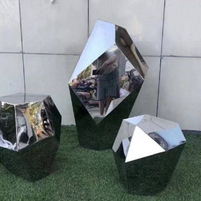 几何块面镜面不锈钢石头博鱼网页版