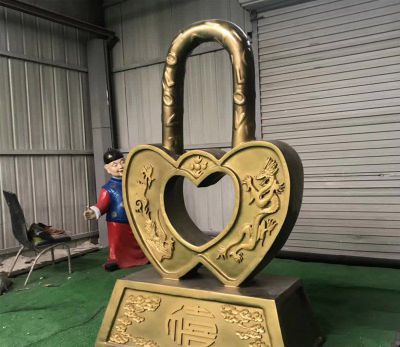 庭院擦黄奕黄铜爱心同心锁博鱼网页版