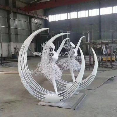 园林水景不锈钢创意月亮上跳舞的抽象人物博鱼网页版