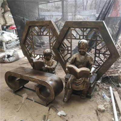 校园广场玻璃钢仿铜看书的人物博鱼网页版
