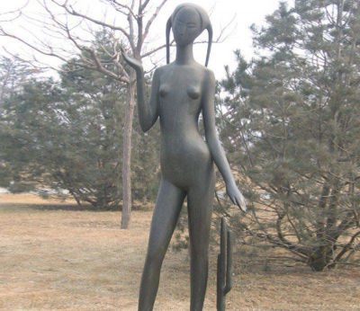 公园抽象人物铜雕女孩博鱼网页版