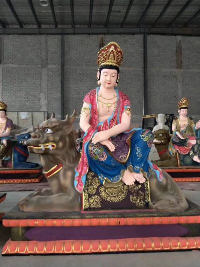 景区玻璃钢坐在神兽上的菩萨文殊普贤博鱼网页版