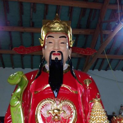 大型寺庙供奉佛像财神博鱼网页版