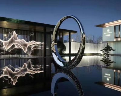 园林别墅水池摆放不锈钢抽象圆环小品博鱼网页版