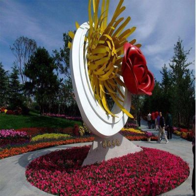 姊妹并艳，不锈钢创意玫瑰花、菊花景观博鱼网页版