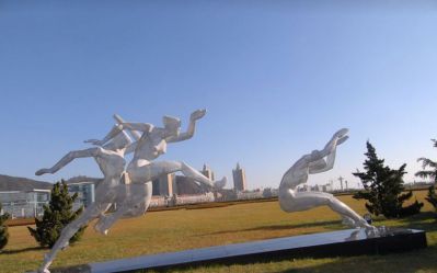 不锈钢跳远动作景观博鱼网页版