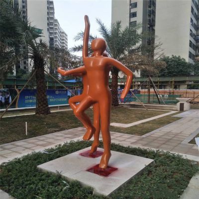 广场小区玻璃钢抽象人物景观博鱼网页版