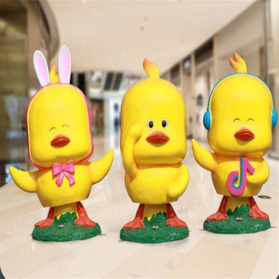 儿童主题乐园玻璃钢卡通小黄鸭博鱼网页版