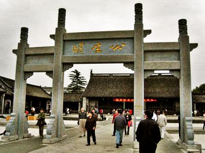 景点寺庙简易石柱三门牌坊