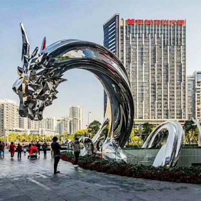 广场户外大型抽象不行镜面龙博鱼网页版