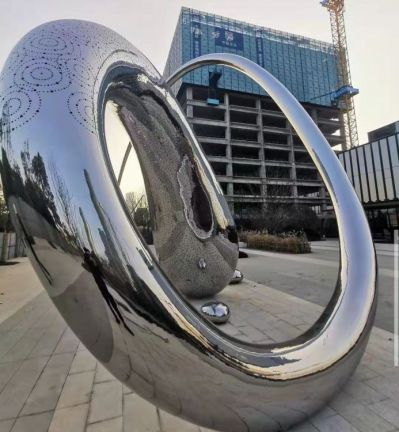 广场大型不锈钢镜面抽象艺术景观摆件