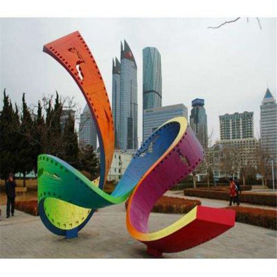 不锈钢彩绘喷漆抽象广场大型胶卷城市景观博鱼网页版
