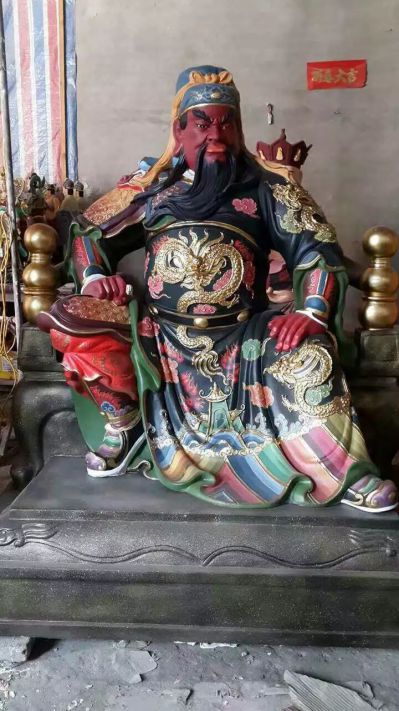 玻璃钢彩绘大型景观寺庙关公博鱼网页版