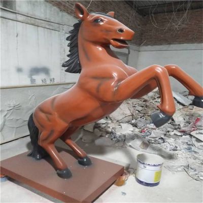 公园绿地景观摆放玻璃钢骏马博鱼网页版