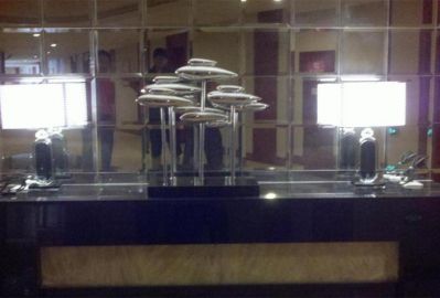 售楼部创意景观不锈钢镜面抽象小鱼博鱼网页版