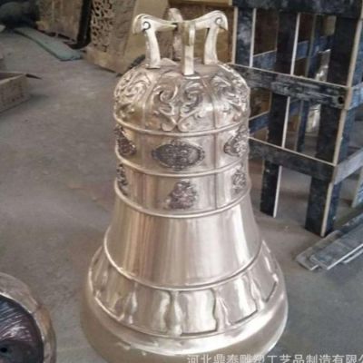 景区寺院摆放大型铸造铜钟博鱼网页版