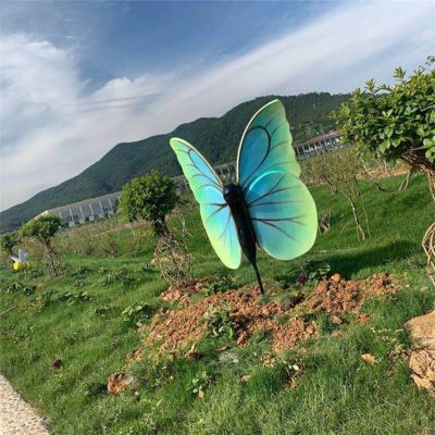 玻璃钢卡通喷漆蝴蝶小品园林草地博鱼网页版