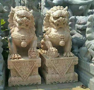 晚霞红黄蜡石石雕大型镇宅狮子博鱼网页版