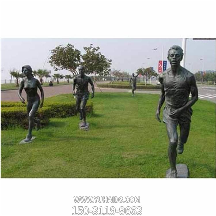 公园草坪玻璃钢仿铜跑步的人物博鱼网页版