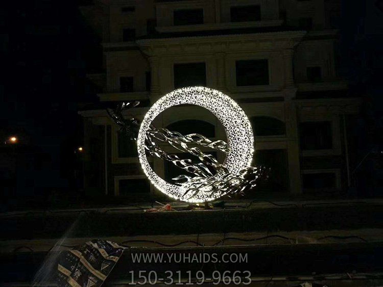 酒店门口大型创意不锈钢镂空圆环博鱼网页版