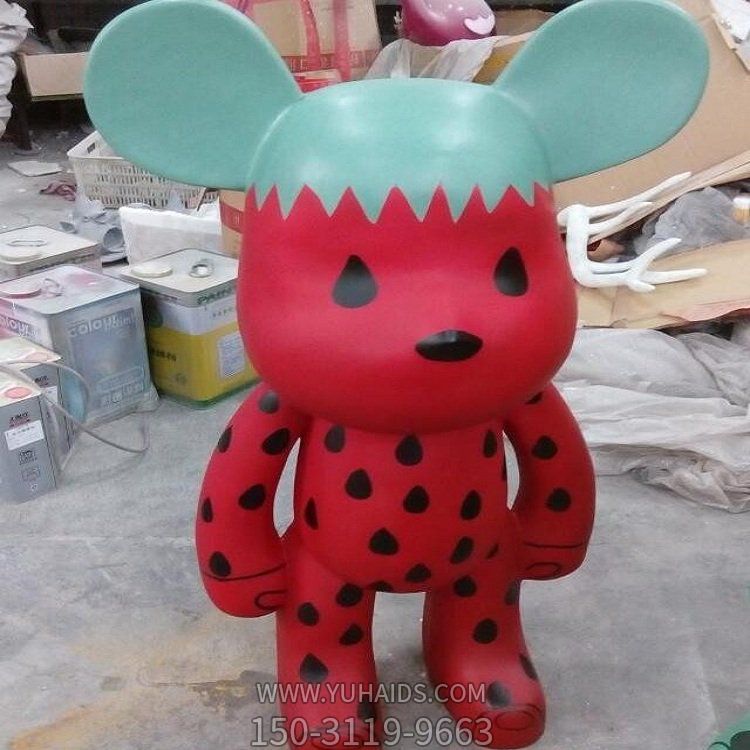 园林商场玻璃钢卡通公仔摆件博鱼网页版