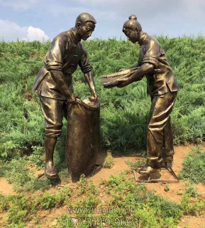 玻璃钢仿铜户外园林民俗干农活的人物博鱼网页版