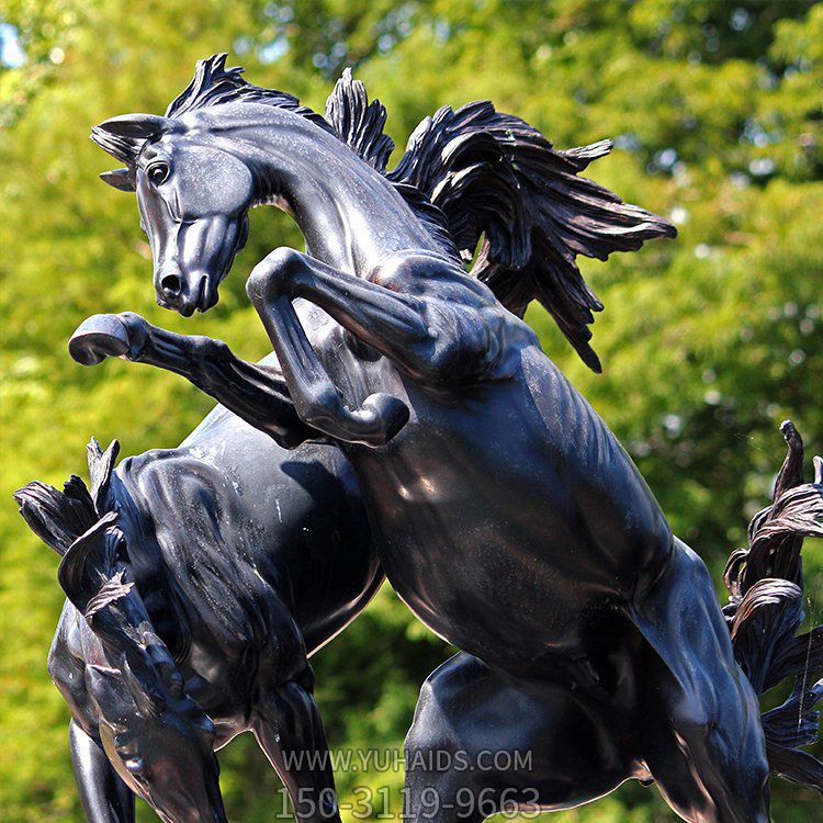 园林广场玻璃钢骏马博鱼网页版