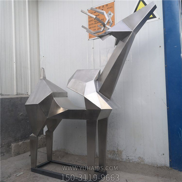 售楼部户外摆放不锈钢几何切面鹿小品博鱼网页版