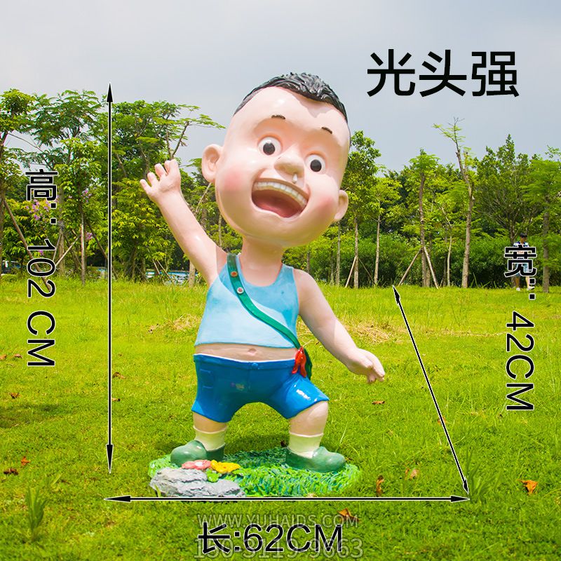 草地上摆放着一个张着大嘴的玻璃钢彩绘人物博鱼网页版