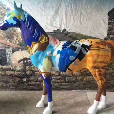 景观动物摆件 户外大型仿真马博鱼网页版