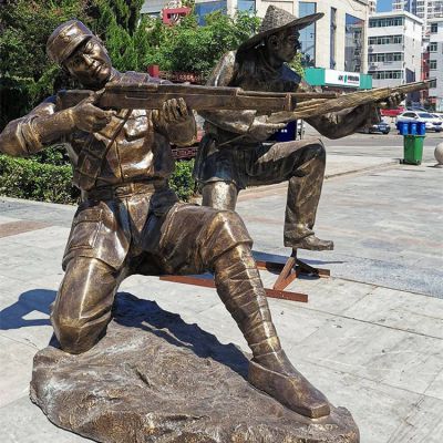 街道玻璃钢仿铜拿枪的英雄人物博鱼网页版