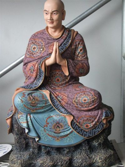 玻璃钢彩绘寺庙供奉打坐的十八罗汉博鱼网页版