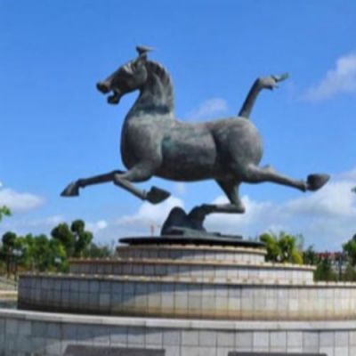 城市广场马踏飞燕动物铜博鱼网页版
