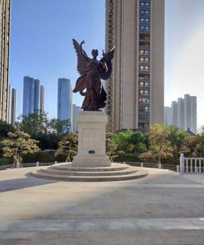 广场大型人物景观铜雕女神博鱼网页版