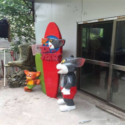 店铺门口玻璃钢彩绘卡通猫和老鼠博鱼网页版