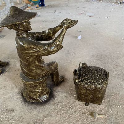 户外园林卖花生的人物景观情景小品