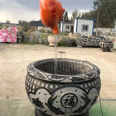 青石水缸和流水天壶