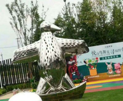 不锈钢镜面创意镂空企鹅博鱼网页版